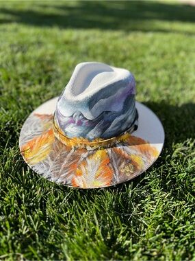 Hand-Painted Wide Brim Hat in Multicolor Fall Aspens with Colorado Mountains